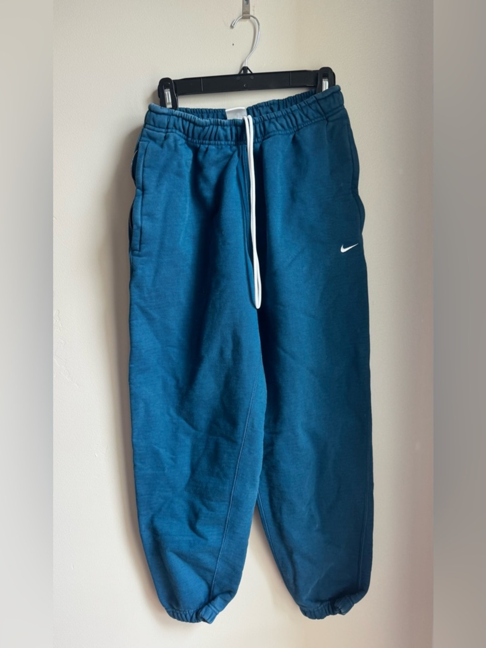 Nike Solo Swoosh Joggers Sweatpants Fleece Lounge Athleisure Cozy Gym Pants S